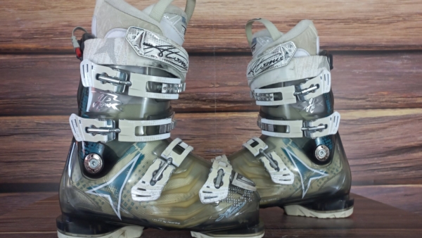 Pancerice ATOMIC HAWX 100 25-25,5(39)