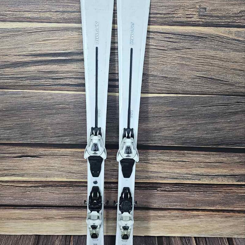 Skije ATOMIC claud8 143cm