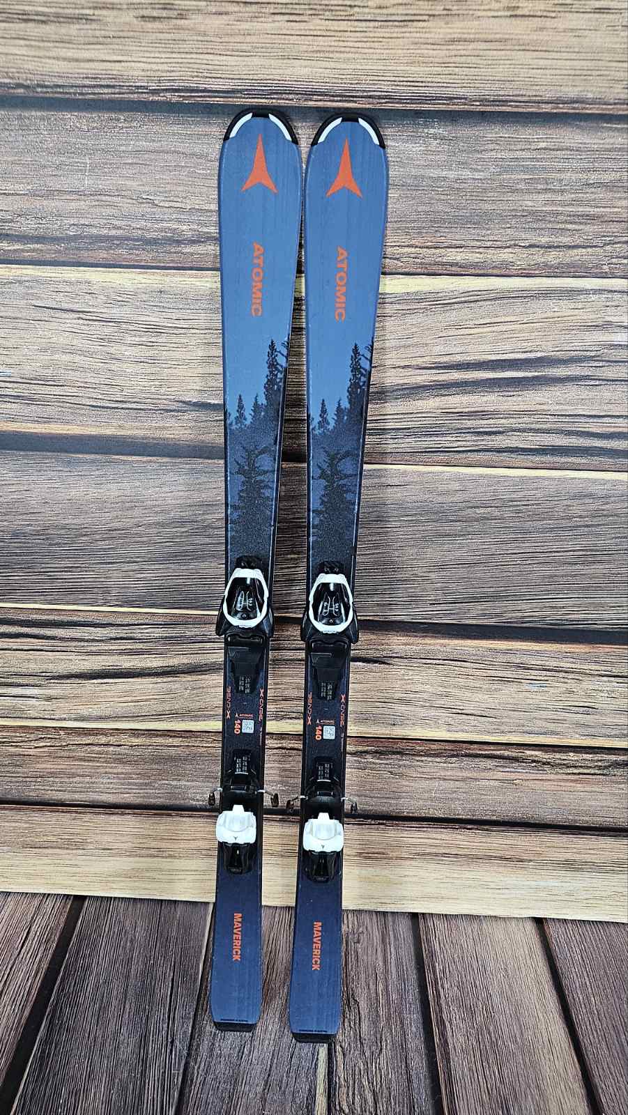 Skije ATOMIC maverick 140cm