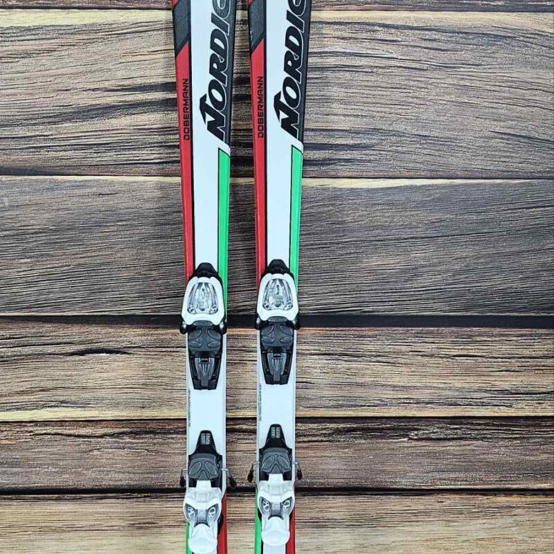Skije NORDICA team race J 140cm
