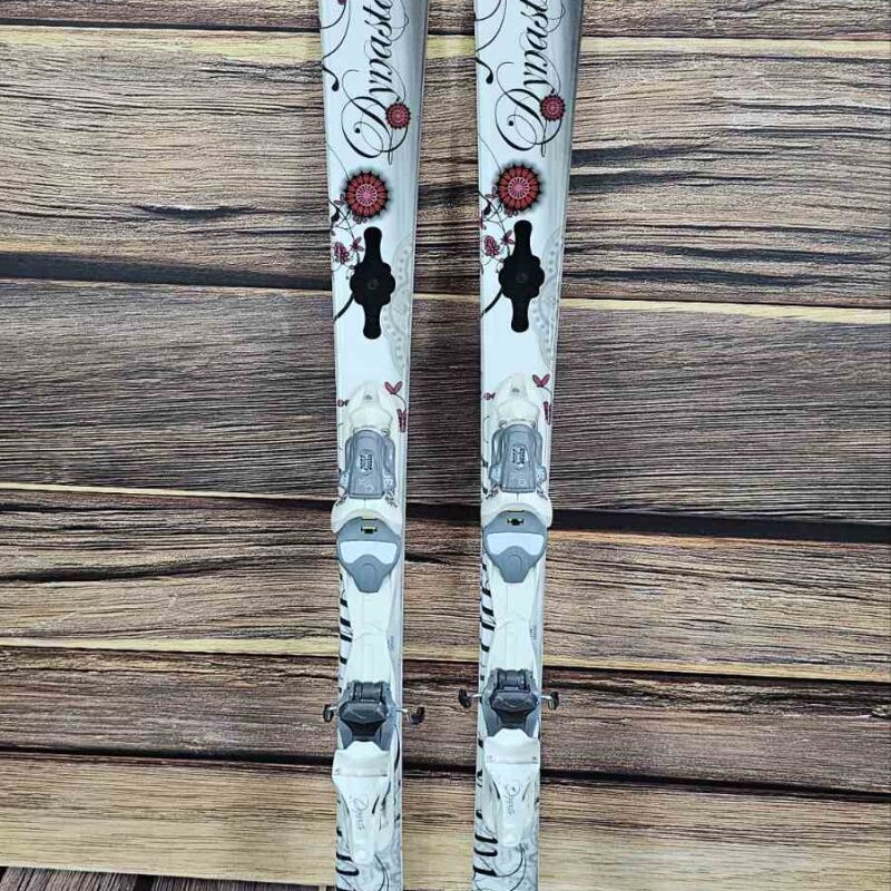 Skije DYNASTAR exkluzive 143cm