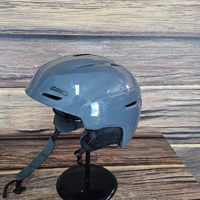 Ski kaciga GIRO XL 62-65