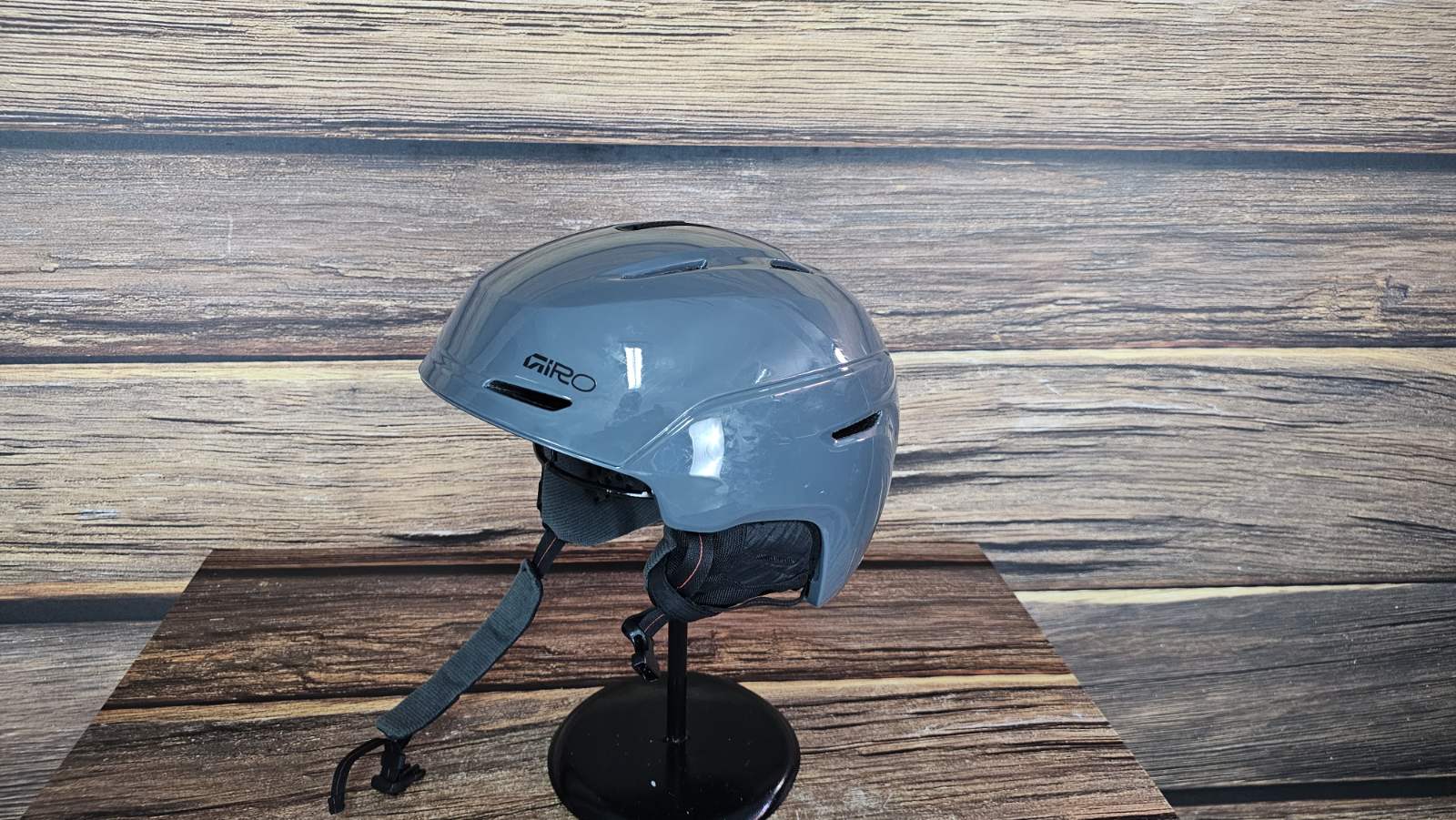 Ski kaciga GIRO XL 62-65